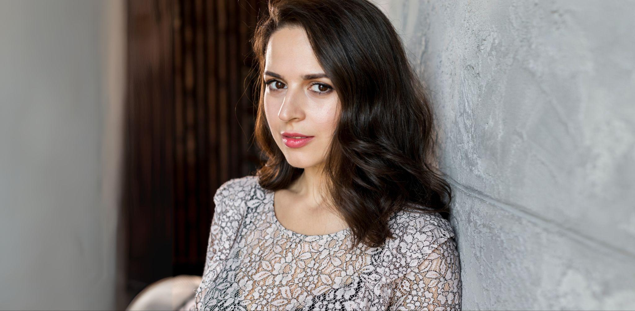 Are Front Lace Wigs the Right Choice for Alopecia Hair Loss?