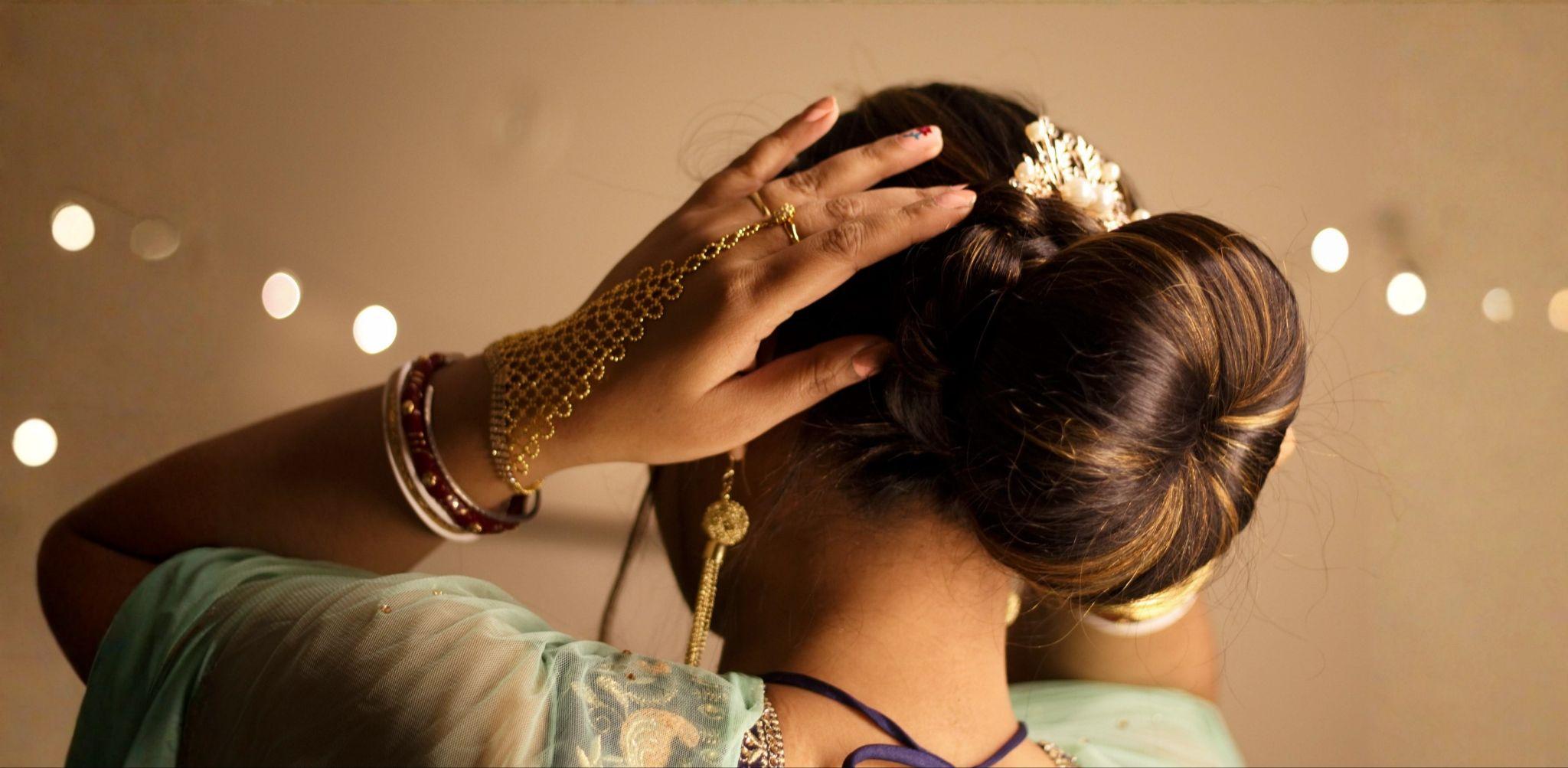 Hair Scrunchies for a Quick & Stylish Diwali Look
