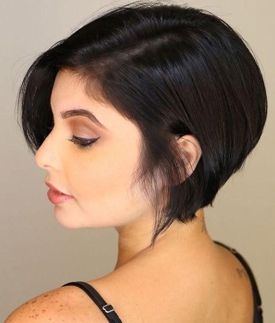 This Is The Classic Short Haircut Making A Big Comeback For Summer